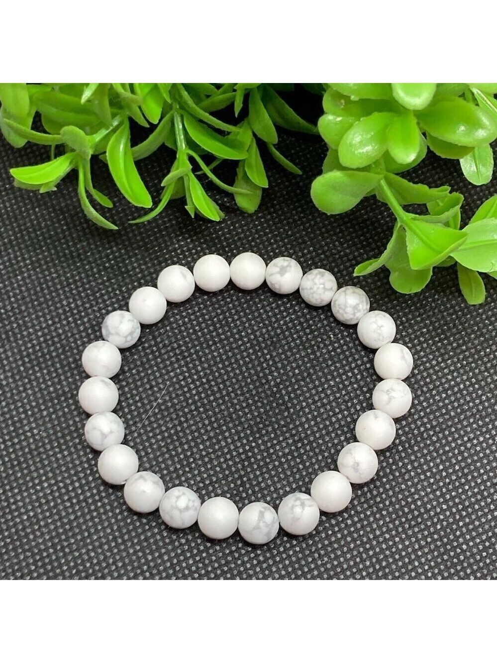 New Stretch Howlite beaded bracelet